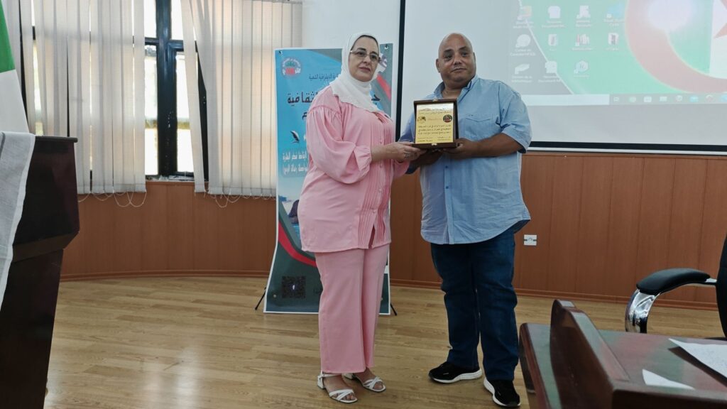 img_20250816_120120564209274228665944-1024x576 جمعية الثريا للفنون والإبداع  تحتفي بالشعر.. من أجل عيون غزة