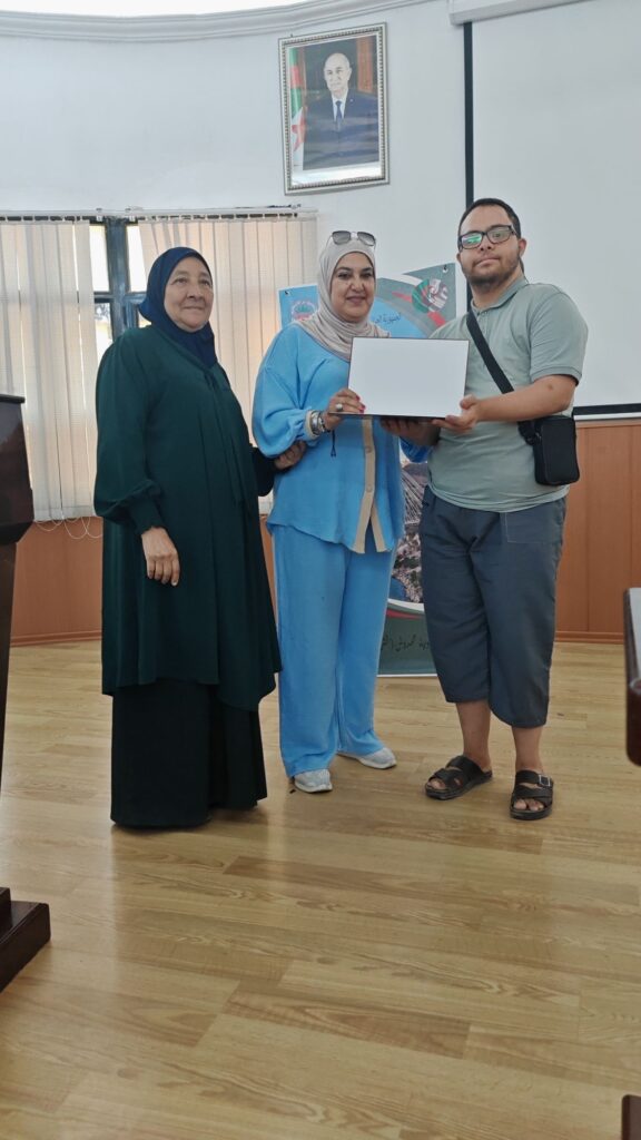 img_20250816_1206014355051889212386468-576x1024 جمعية الثريا للفنون والإبداع  تحتفي بالشعر.. من أجل عيون غزة