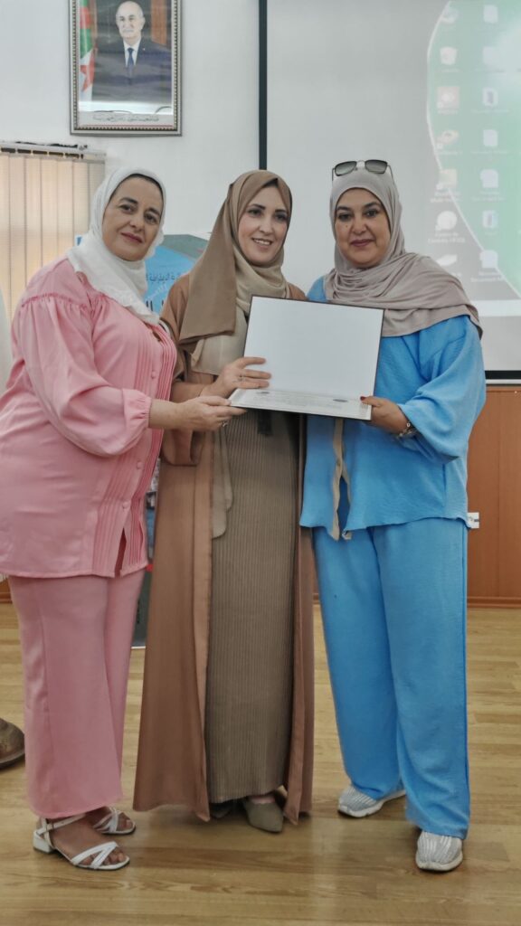 img_20250816_1212134296235149755174619-576x1024 جمعية الثريا للفنون والإبداع  تحتفي بالشعر.. من أجل عيون غزة