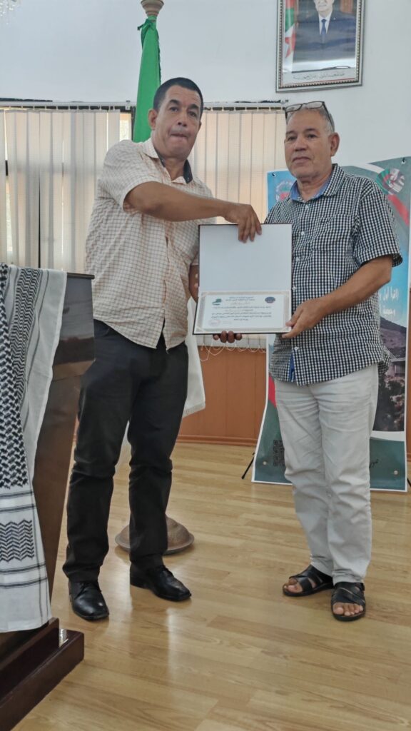 img_20250816_1214085110569520322032621-576x1024 جمعية الثريا للفنون والإبداع  تحتفي بالشعر.. من أجل عيون غزة