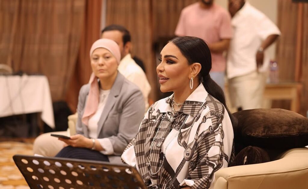 صور-من-التحضيرات-لحفل-قرطاج-في-تونس-الحبيبة-🇹🇳-انتظركم-بكل-حب-وشوق-ووله-وتولهت-عليك_11389389256042782286-1024x629 الفنانة أحلام تستعد لإحياء حفل ضخم على ركح قرطاج