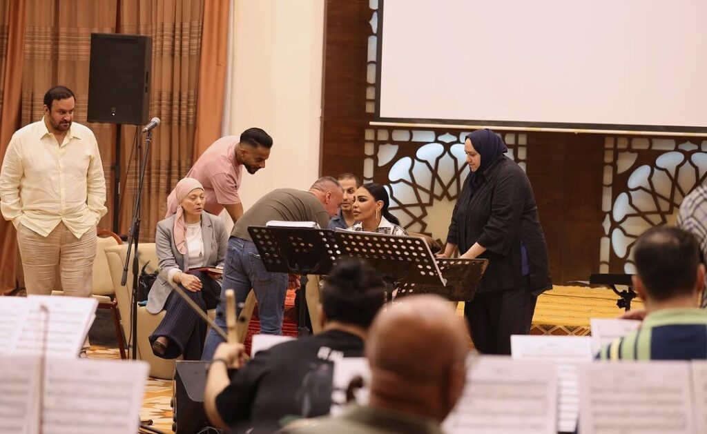 صور-من-التحضيرات-لحفل-قرطاج-في-تونس-الحبيبة-🇹🇳-انتظركم-بكل-حب-وشوق-ووله-وتولهت-عليك_5708511982576224036-1024x629 الفنانة أحلام تستعد لإحياء حفل ضخم على ركح قرطاج