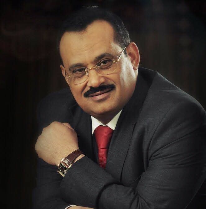 FB_IMG_1763759641383 إلى صديقي