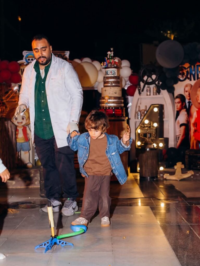 fb_img_17653924288445698466618563071972-768x1024 يارا قاسم ومحمد وفا يحتفلان ببلوغ ابنهما عامه الرابع