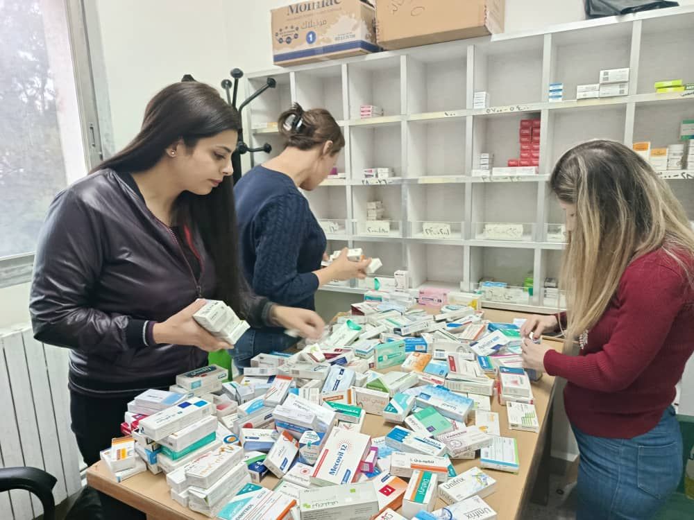 img-20260104-wa00105472701440729500013 برنامج " حكايا الناس" ضيف العدد الأول  الدكتور عيسى حسن حسين اعداد أ. ناهد ناظم حمود