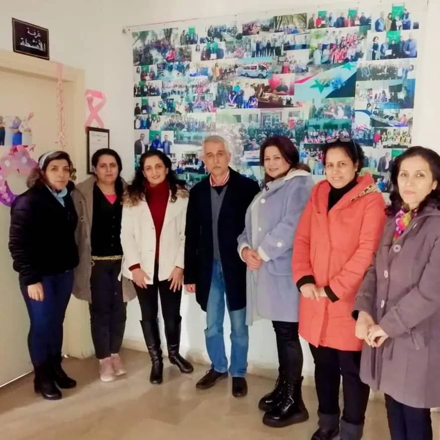 img-20260104-wa00552476448187287735104 برنامج " حكايا الناس" ضيف العدد الأول  الدكتور عيسى حسن حسين اعداد أ. ناهد ناظم حمود