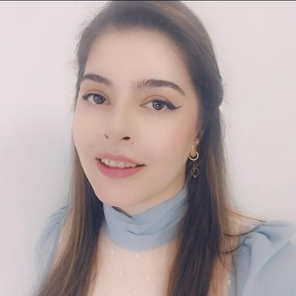 img-20260120-wa00015311559267159938200-1024x1024 برنامج حكايا الناس ضيفة العدد الثالث الأستاذة والمعالجة النفسية : هديل جنّود إعداد . أ .ناهد حمود