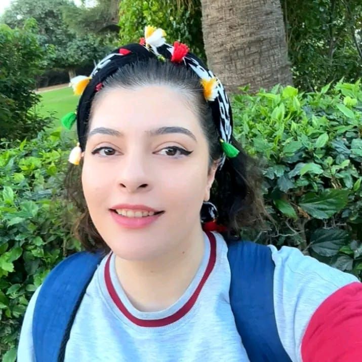 img-20260120-wa00125555558155040829021 برنامج حكايا الناس ضيفة العدد الثالث الأستاذة والمعالجة النفسية : هديل جنّود إعداد . أ .ناهد حمود