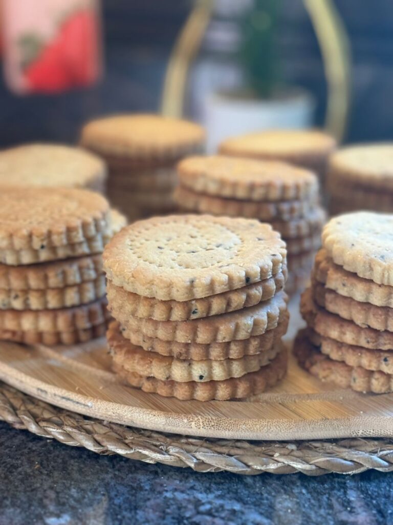 img-20260127-wa00183479192391830988724-768x1024 برنامج حكايات الناس ضيفة العدد الرابع صانعة المحتوى. الشيف : زينة الماغوط إعداد . أ .ناهد حمود