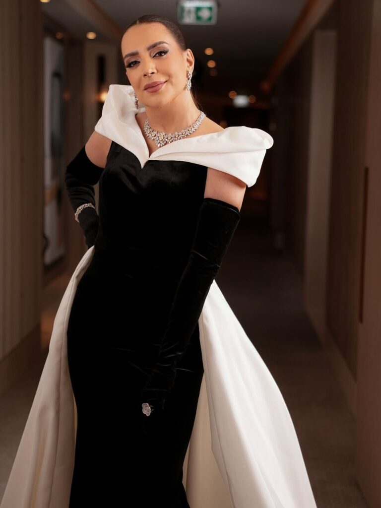 joy-awards-✨_8164992366747402673-768x1024 شكران مرتجى تتألق في حفل Joy Awards بالأبيض والأسود