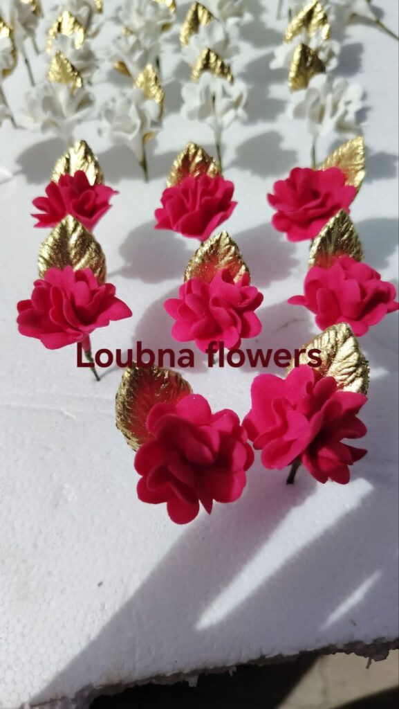 fb_img_1769972849194705246915778363827-577x1024 دورة تكوينية في صناعة ورود الحلويات بعجينة السكر أيام 8 و9 و10 فيفري loubna flawers