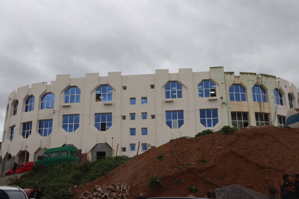 fb_img_17707702773734964053208092165851-1024x682 والي ميلة في خرجة ميدانية إلى بلديتي يحي بني ڨشة وفرجيوة: متابعة لمشاريع السكن، المياه والتهيئة الحضرية