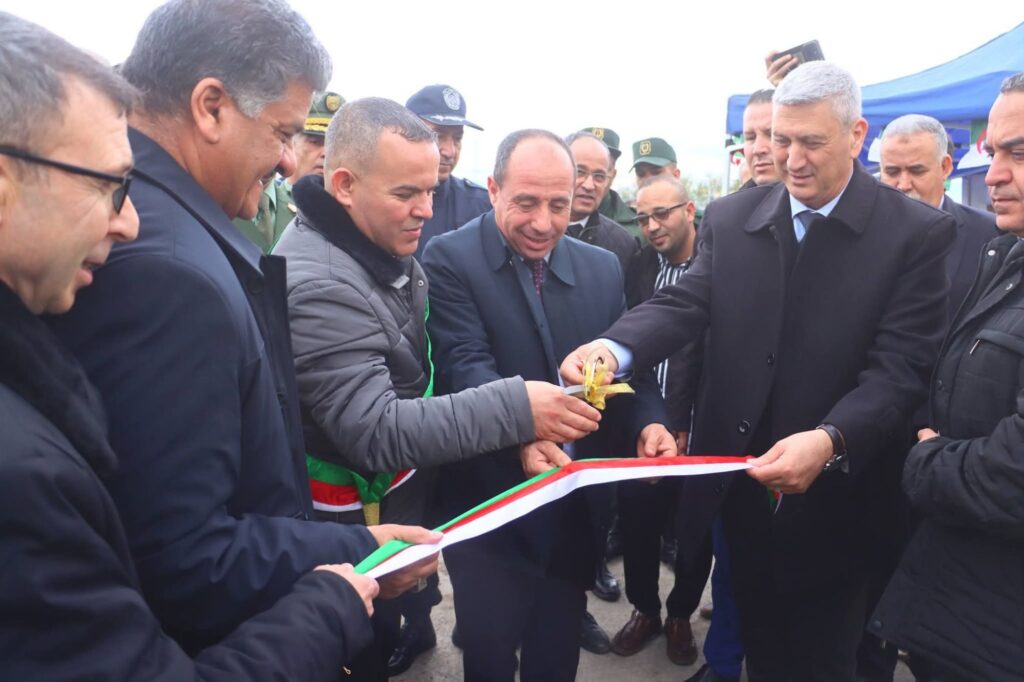 fb_img_17707705026562955349652394152866-1024x682 والي ميلة في خرجة ميدانية إلى بلديتي يحي بني ڨشة وفرجيوة: متابعة لمشاريع السكن، المياه والتهيئة الحضرية