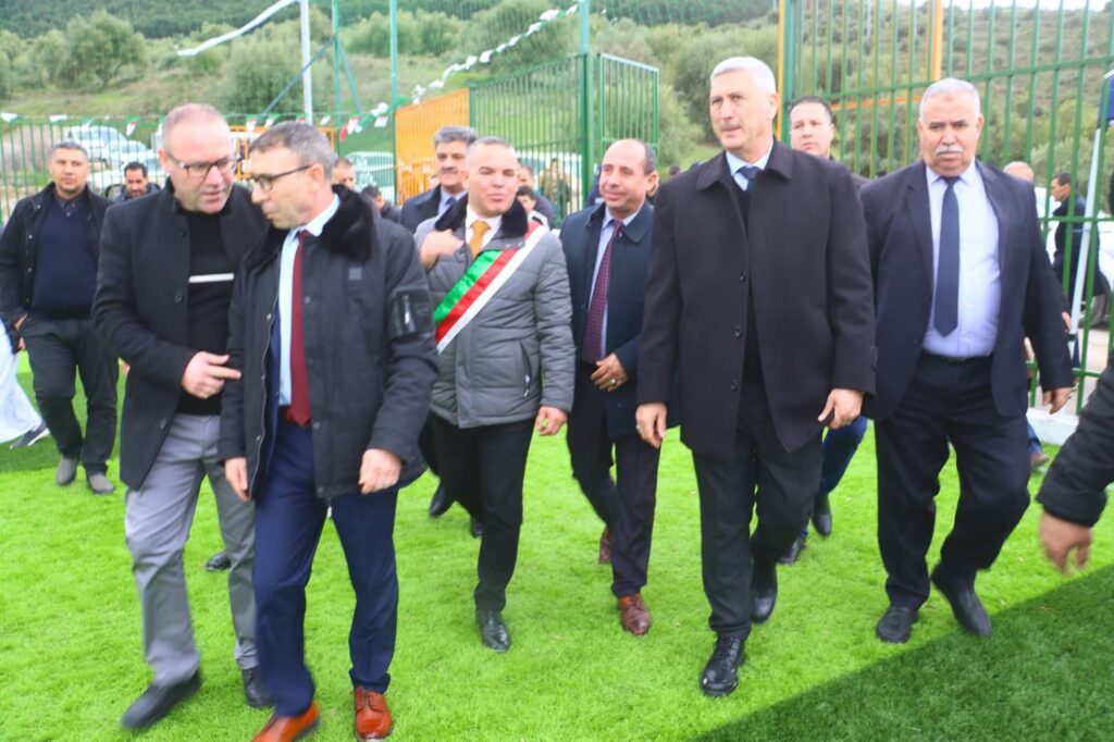 fb_img_17707705151047370958233081424322-1024x682 والي ميلة في خرجة ميدانية إلى بلديتي يحي بني ڨشة وفرجيوة: متابعة لمشاريع السكن، المياه والتهيئة الحضرية