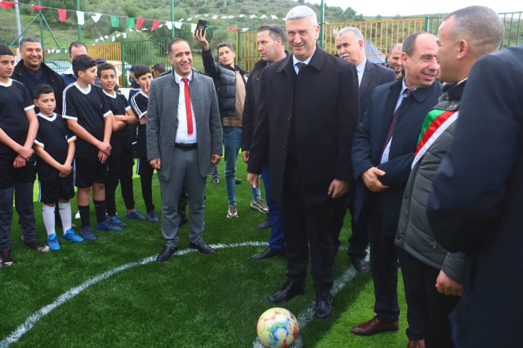 fb_img_17707705324846168712681572420623-1024x682 والي ميلة في خرجة ميدانية إلى بلديتي يحي بني ڨشة وفرجيوة: متابعة لمشاريع السكن، المياه والتهيئة الحضرية