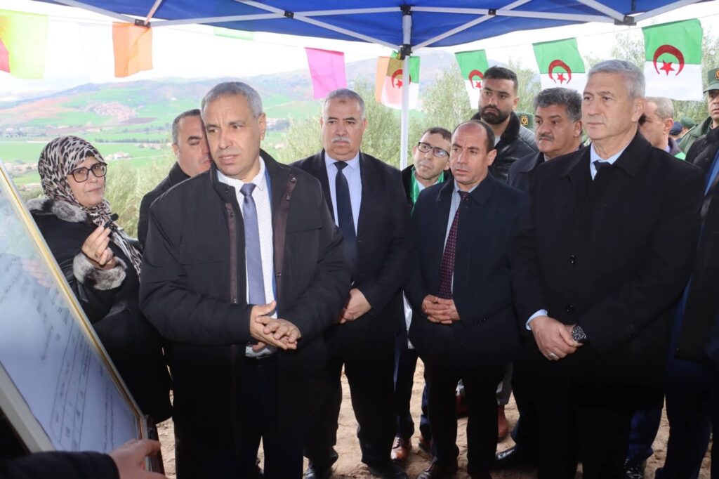 fb_img_17707706343812163584661921588350-1024x682 والي ميلة في خرجة ميدانية إلى بلديتي يحي بني ڨشة وفرجيوة: متابعة لمشاريع السكن، المياه والتهيئة الحضرية