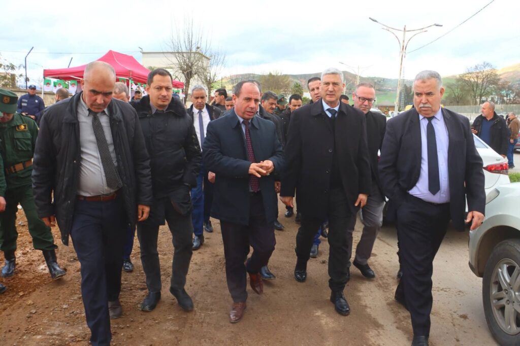 fb_img_17707707258924900658326419777241-1024x682 والي ميلة في خرجة ميدانية إلى بلديتي يحي بني ڨشة وفرجيوة: متابعة لمشاريع السكن، المياه والتهيئة الحضرية