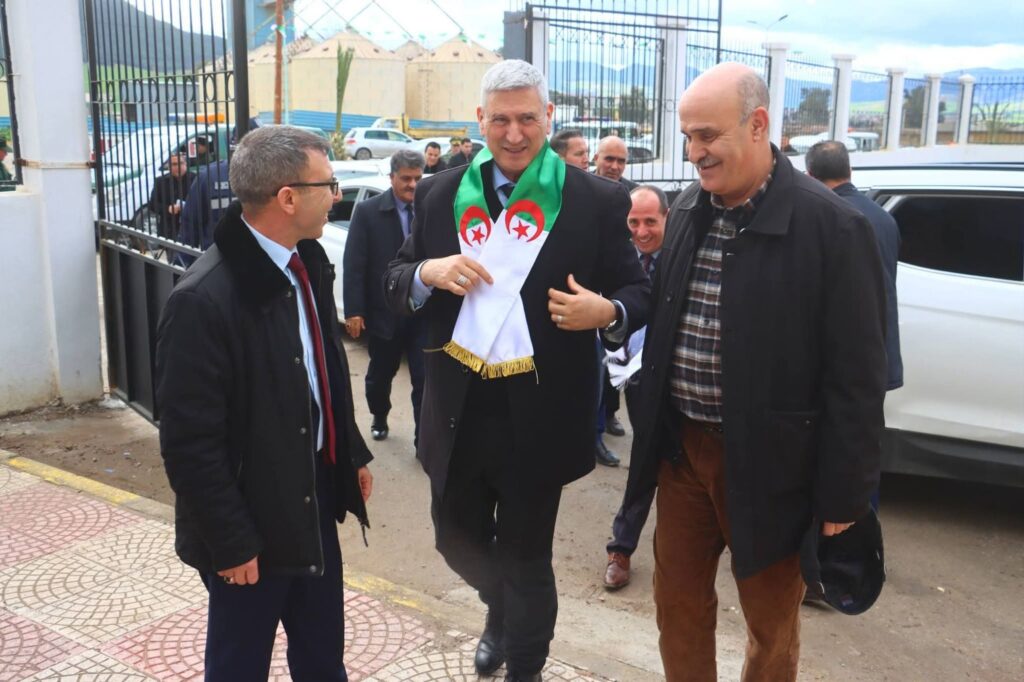 fb_img_17707707916359015831353439859771-1024x682 والي ميلة في خرجة ميدانية إلى بلديتي يحي بني ڨشة وفرجيوة: متابعة لمشاريع السكن، المياه والتهيئة الحضرية