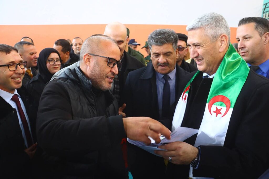 fb_img_17707708333625241908231793619702-1024x682 والي ميلة في خرجة ميدانية إلى بلديتي يحي بني ڨشة وفرجيوة: متابعة لمشاريع السكن، المياه والتهيئة الحضرية