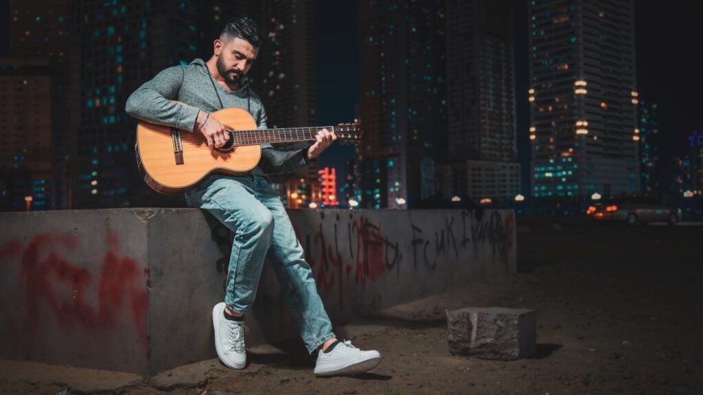 img-20260210-wa00276459427038373422810-1024x576 برنامج حكايا الناس..📝ضيف العدد السادس الفنان المبدع : ماهر منصور