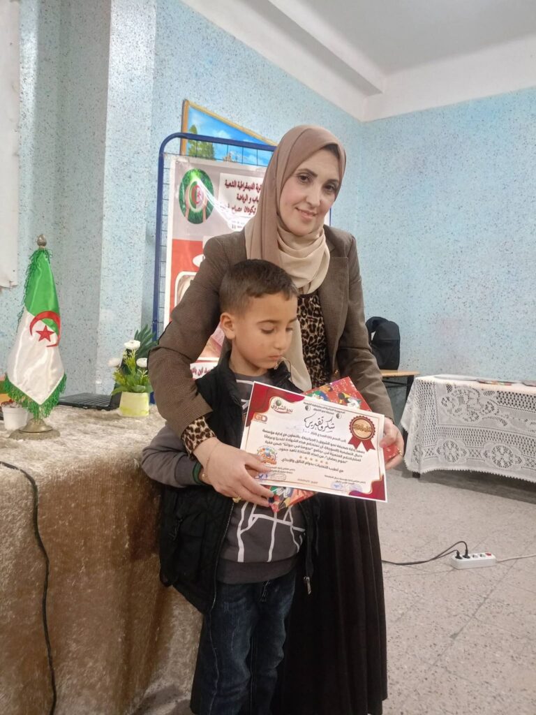 fb_img_17765309203394655370695087335980-768x1024 رئيسة صحيفة “نحو الشروق” ورئيسة سفراء الإعلام العربي تكرّم نجوم رمضان بفرجيوة-الجزائر