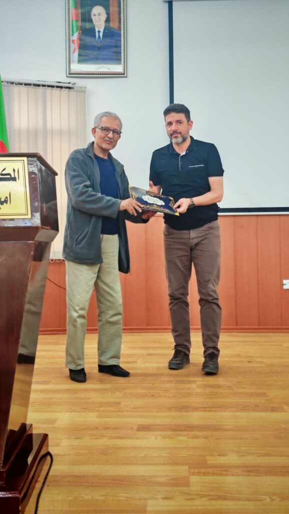 img_20260425_1554147853199960158738251-577x1024 على ضفاف ميلة: احتفائية أدبية تجمع بين عطر التراث وبوح القوافي