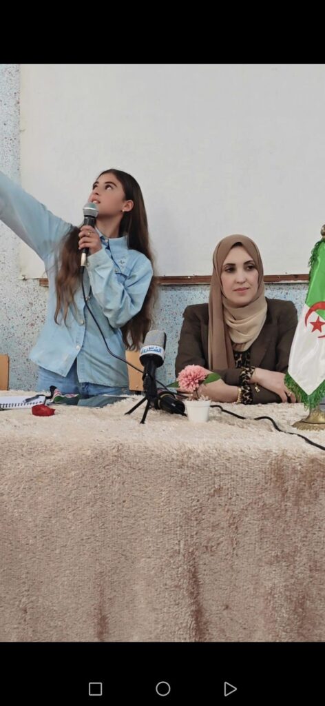 screenshot_20260418_180633_com_hihonor_photos_gallerymain_edit_1479783174621965745693757044623712-472x1024 رئيسة صحيفة “نحو الشروق” ورئيسة سفراء الإعلام العربي تكرّم نجوم رمضان بفرجيوة-الجزائر