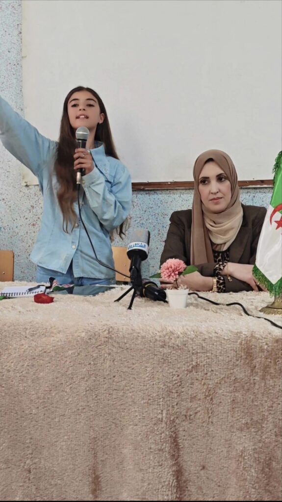 screenshot_20260418_180644_com_hihonor_photos_gallerymain_edit_1480577198737807885661938061937360-575x1024 رئيسة صحيفة “نحو الشروق” ورئيسة سفراء الإعلام العربي تكرّم نجوم رمضان بفرجيوة-الجزائر