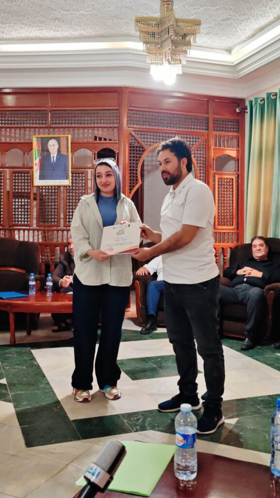 img_20260509_1532221749347683281943685-577x1024 ملتقى ثقافي يحتفي بالمبدعين ويكرّم المواهب بدار الثقافة مبارك الميلي بميلة