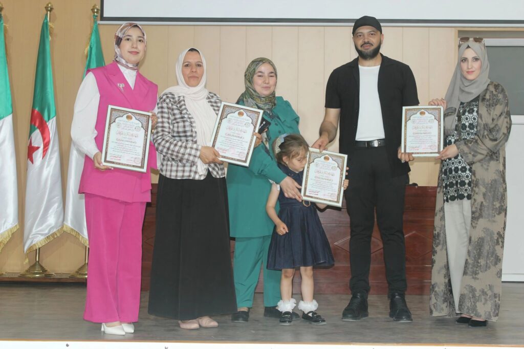 img_20260522_1547423955740897206051769-1024x682 تظاهرة “بصمة مبدع” – الطبعة الأولى 2026بالمركز الثقافي لبلدية عين التين – ولاية ميلة