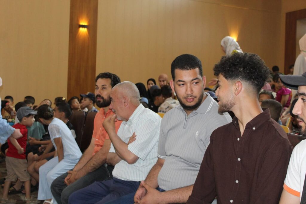fb_img_17805023797261313734417505948208-1024x682 عين التين تحتفي باليوم العالمي للطفولة في أجواء من الفرح والإبداع بالمركز الثقافي "الفترة المسائية "