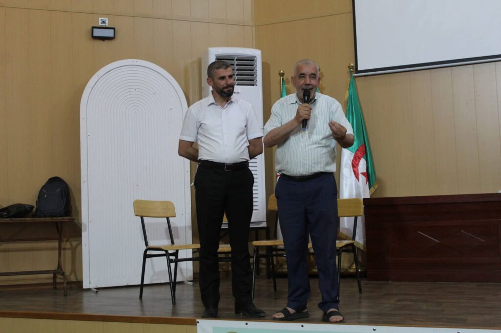 fb_img_17805023960462830882768325789845-1024x682 عين التين تحتفي باليوم العالمي للطفولة في أجواء من الفرح والإبداع بالمركز الثقافي "الفترة المسائية "
