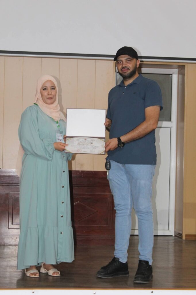 fb_img_17805026121301262439121930831020-682x1024 عين التين تحتفي باليوم العالمي للطفولة في أجواء من الفرح والإبداع بالمركز الثقافي "الفترة المسائية "