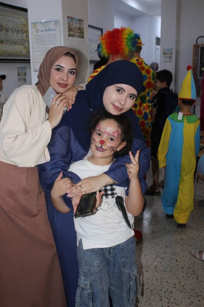 fb_img_17842440075102754798403083962281-682x1024 المركز الثقافي بعين التين يحتضن احتفالية اليوم الوطني للطفولة