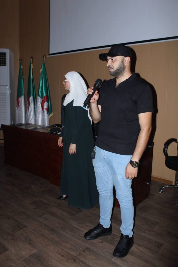 fb_img_17842442971463084773011421396348-682x1024 المركز الثقافي بعين التين يحتضن احتفالية اليوم الوطني للطفولة