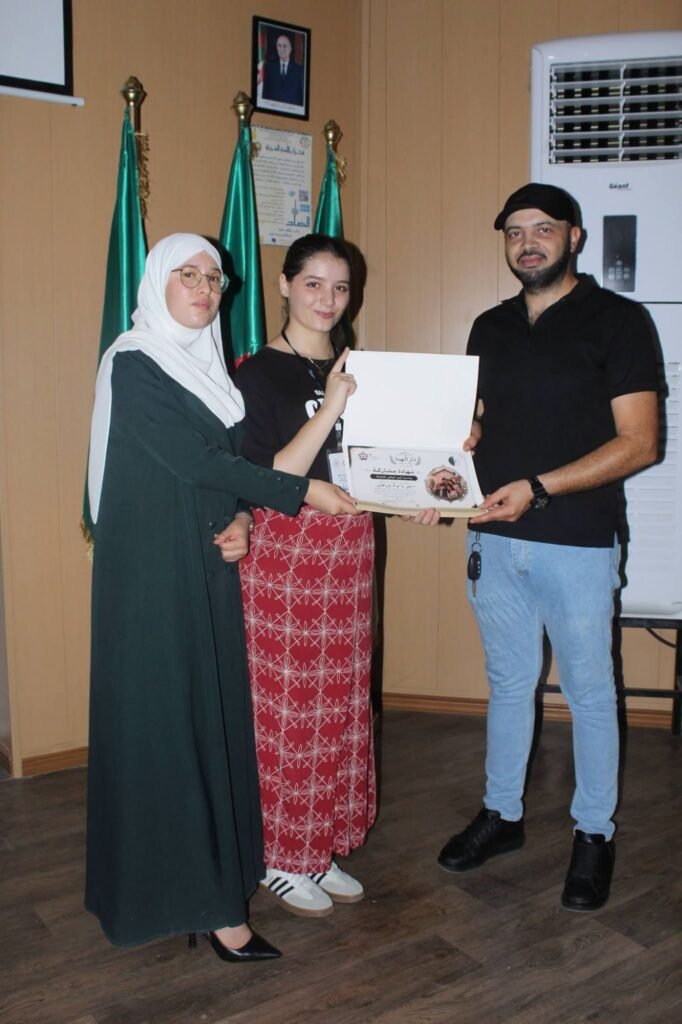 fb_img_17842443292965318953488791690412-682x1024 المركز الثقافي بعين التين يحتضن احتفالية اليوم الوطني للطفولة