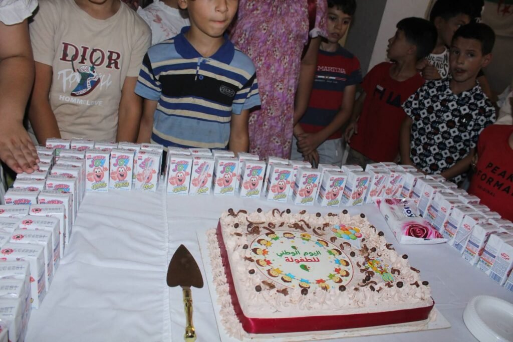 fb_img_17842443513926587608423373856605-1024x682 المركز الثقافي بعين التين يحتضن احتفالية اليوم الوطني للطفولة