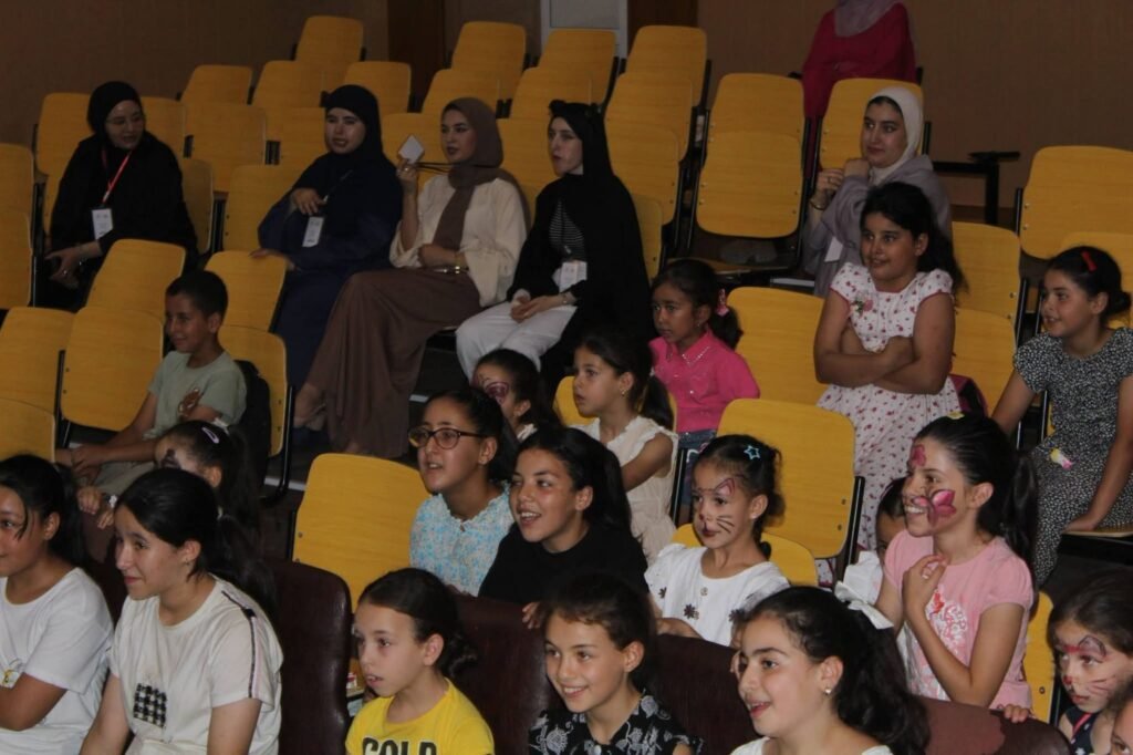 fb_img_17842444045136154031215669310307-1024x682 المركز الثقافي بعين التين يحتضن احتفالية اليوم الوطني للطفولة