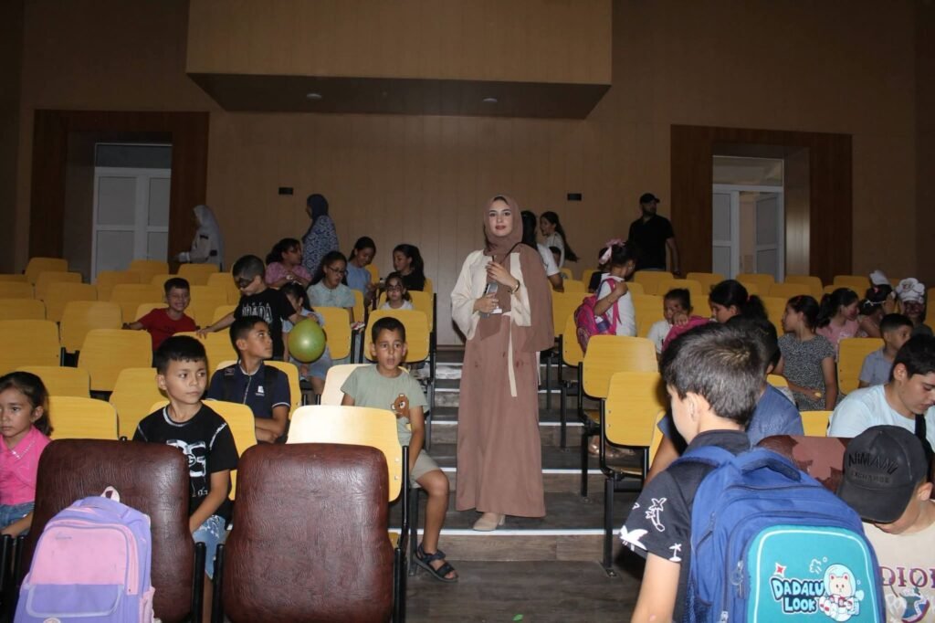 fb_img_17842444276447546545308292756607-1024x682 المركز الثقافي بعين التين يحتضن احتفالية اليوم الوطني للطفولة
