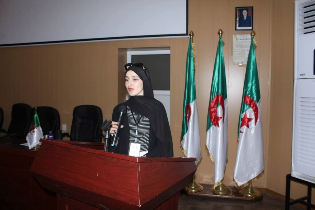 fb_img_17842444332518722272172522774361-1024x682 المركز الثقافي بعين التين يحتضن احتفالية اليوم الوطني للطفولة