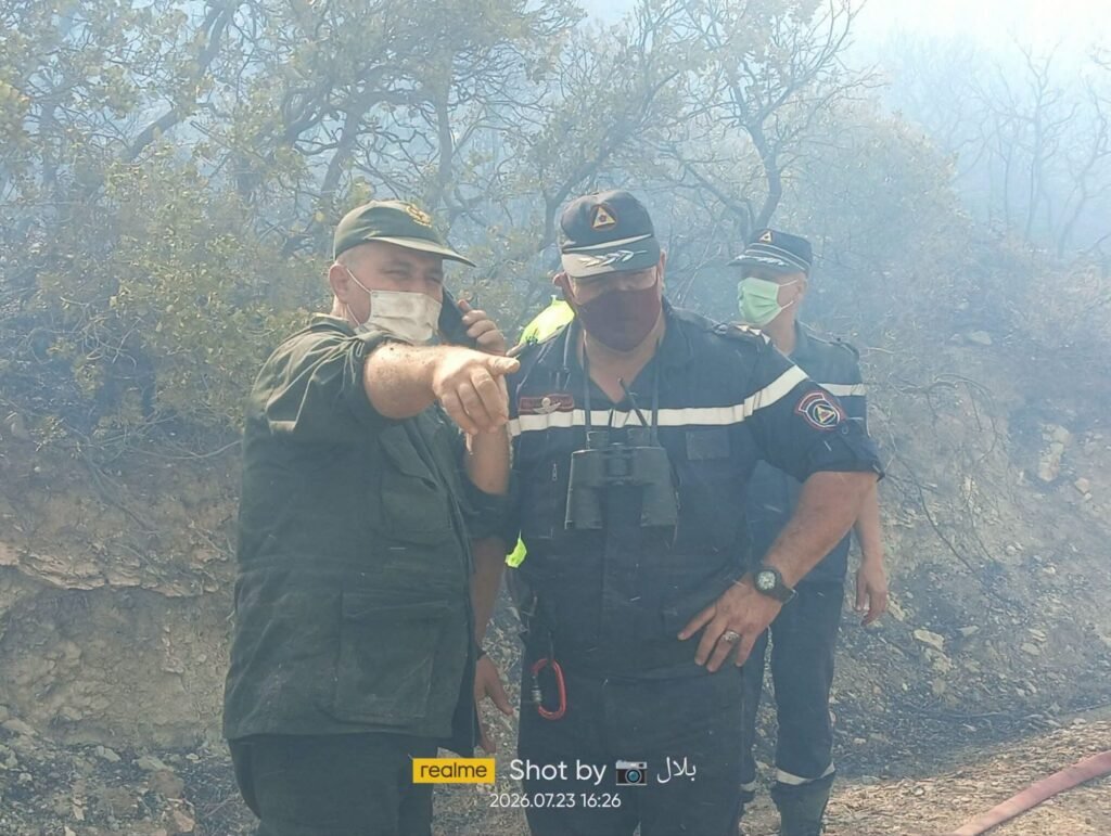 fb_img_17848534142824629859338786277700-1024x771 تلاحم يجسّد أسمى معاني المواطنة في مواجهة حرائق جبال الحلفاء بالعياضي برباس