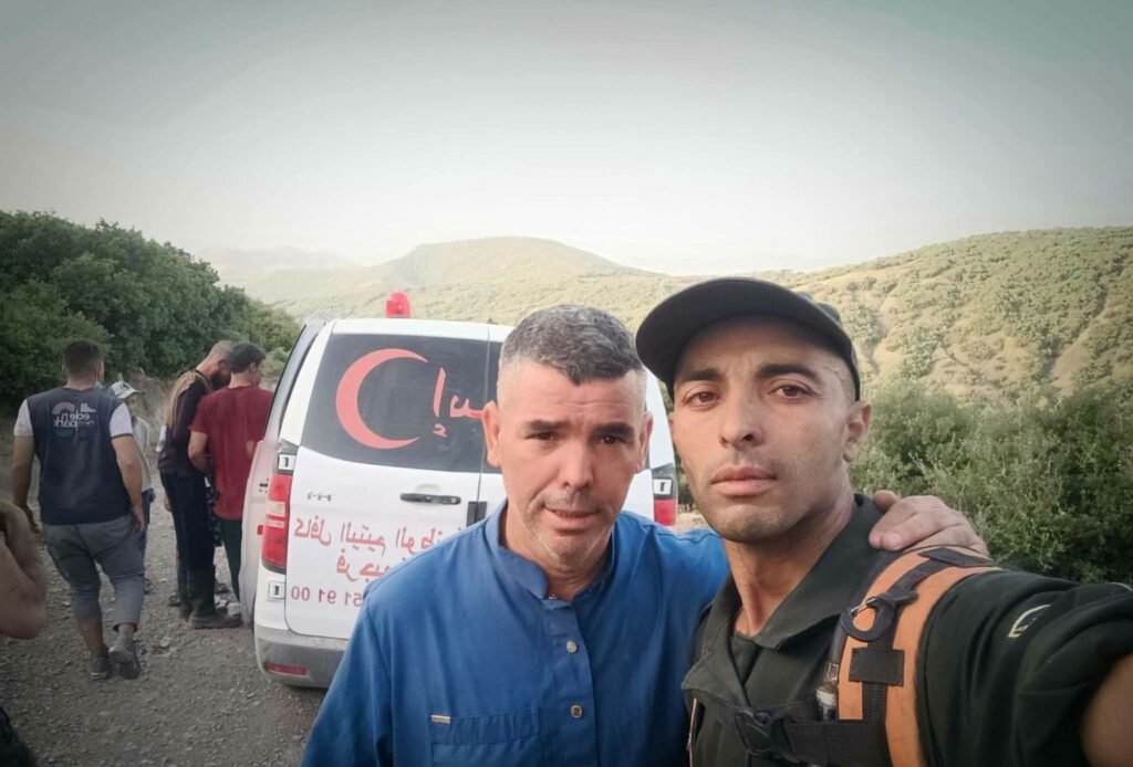 fb_img_17848542484025376125710197696890-1024x694 تلاحم يجسّد أسمى معاني المواطنة في مواجهة حرائق جبال الحلفاء بالعياضي برباس