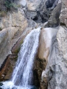 fb_img_1789679979654334614519363878513-225x300 مقال سياحي: حين تتحدث الطبيعة بلغة الجمال بقلم أ. نجاة بن قاسم