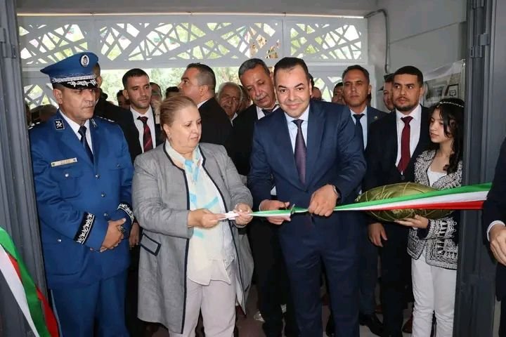 img-20260921-wa00116684188397506759435 السيدةالوالي ولاية البويرة تشرف على مراسم افتتاح الموسم الدراسي 2026_2027