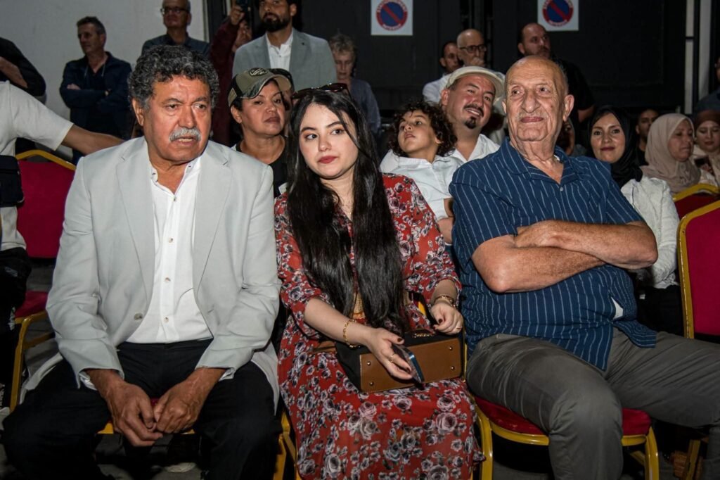 FB_IMG_1792319570484-1024x682 بجاية تحتضن افتتاح الطبعة الخامسة عشرة للمهرجان الثقافي الدولي للمسرح