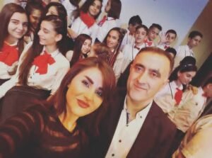 IMG-20261007-WA0004-300x223 ضيفة العدد الثامن عشر الأستاذة و المايسترو : إيناس لطّوف (كورال ست الكل) من سوريا / محافظة طرطوس إعداد : أ. ناهدحمودحكايا_الناس