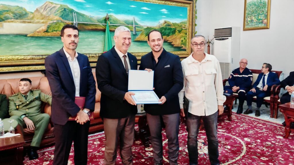 IMG_20261022_125535-1024x577 والي ميلة يشرف على الاحتفال باليوم الوطني للصحافة