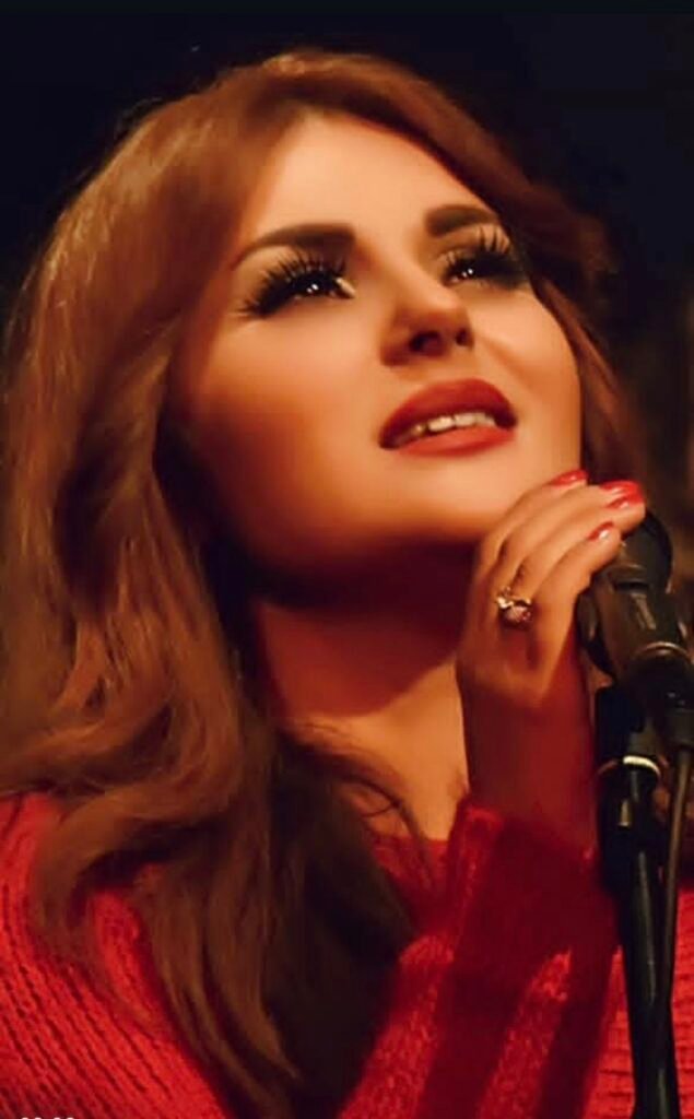 Screenshot_20261007_115010_com_whatsapp_MediaAlbumActivity-635x1024 ضيفة العدد الثامن عشر الأستاذة و المايسترو : إيناس لطّوف (كورال ست الكل) من سوريا / محافظة طرطوس إعداد : أ. ناهدحمودحكايا_الناس